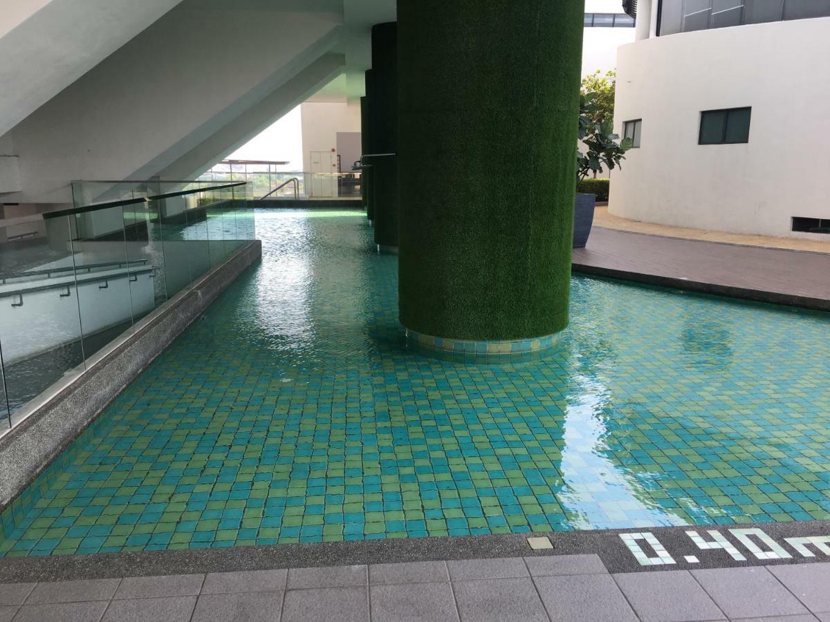 Woodsbury Suites 7722 Butterworth Penang Extérieur photo